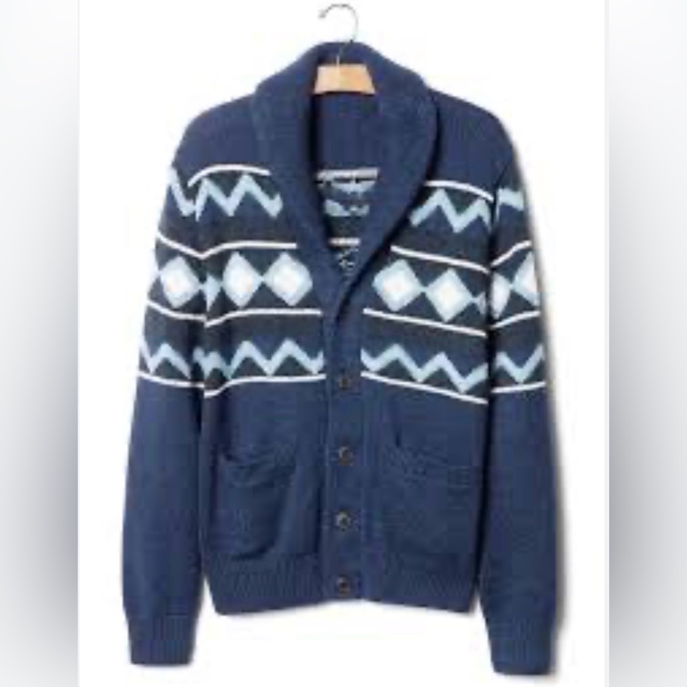 Geo fair isle shawl cardigan. Worn 1 time. 
MAKE ME AN OFFER!!